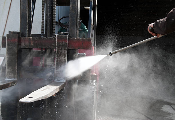 Why Choose Our Certified Pressure Washing Experts for Your Project Needs in Pukalani, HI?